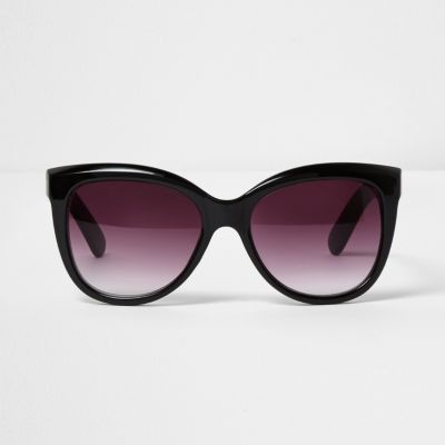 Black glam oversized sunglasses